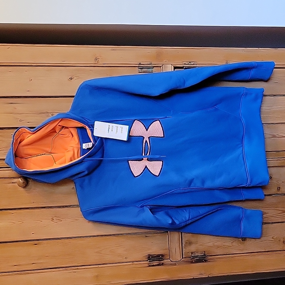 BBWT Under Armour Hoodie